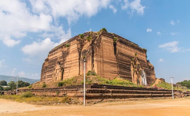 tourist attractions in myanmar 6